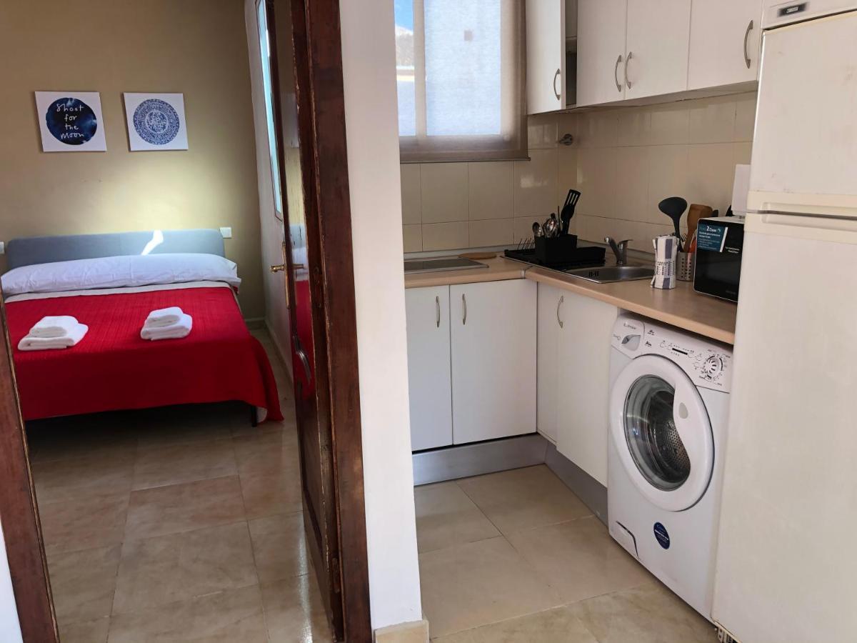 Low Cost Rooms Teatro 马拉加 外观 照片